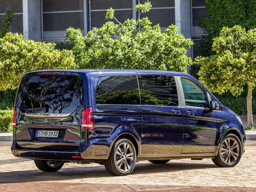  Mercedes-Benz V250 BlueTec 2014 года  (фото 12 из 18)